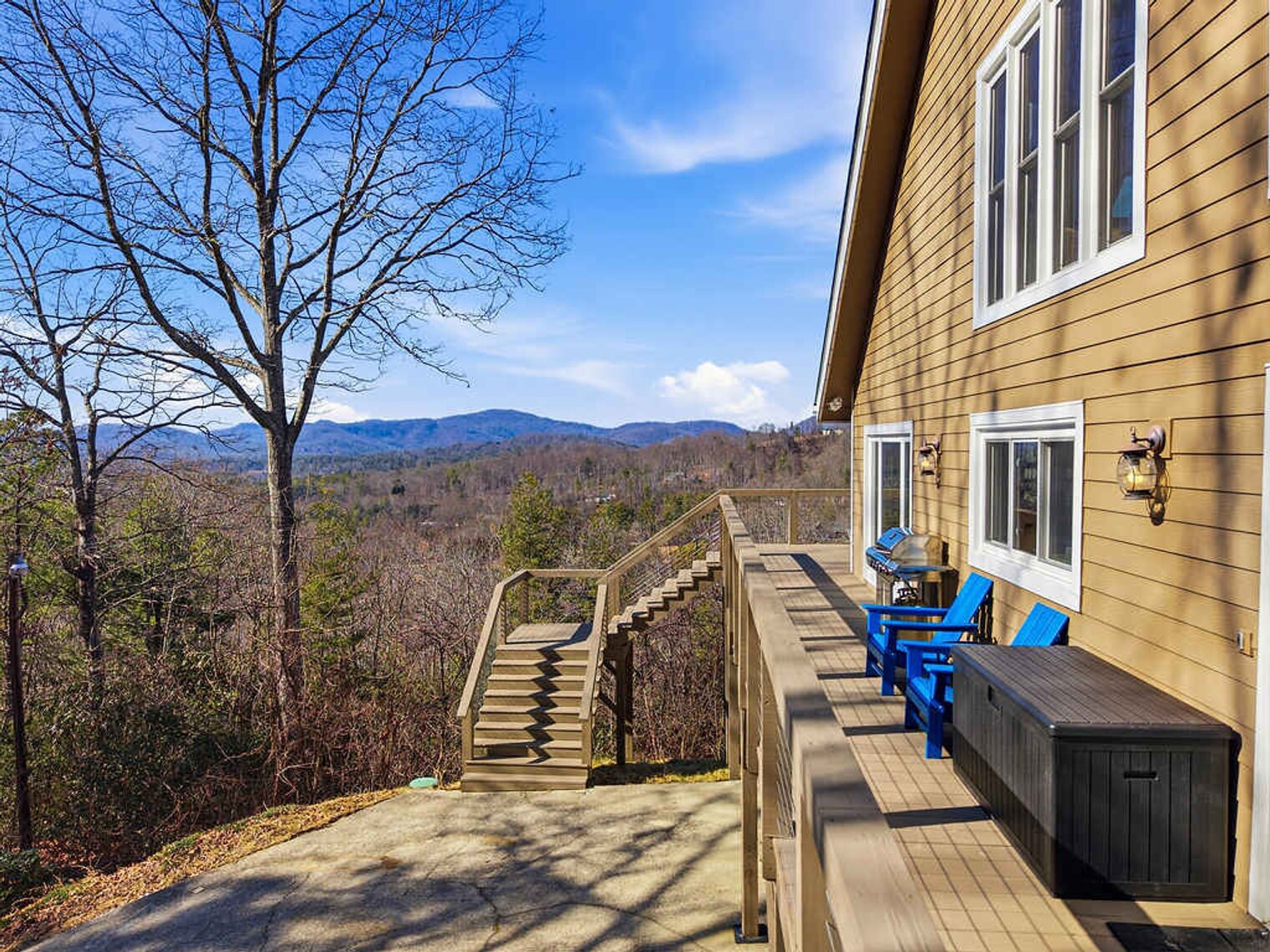 Building Photo - 140 Camby Dr