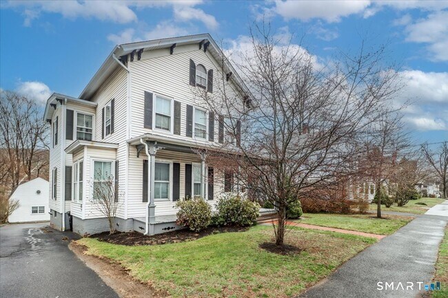 Building Photo - 23 S Main St