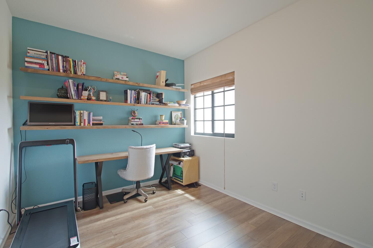 Building Photo - 4212 N Dixie Hwy