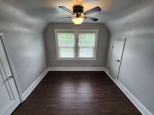 Building Photo - 2 Bedroom || 1 Bathroom House - Newly Reno...