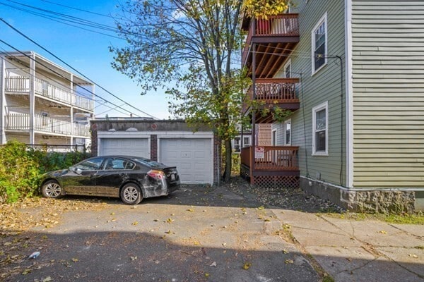 Building Photo - 20 Sudan St