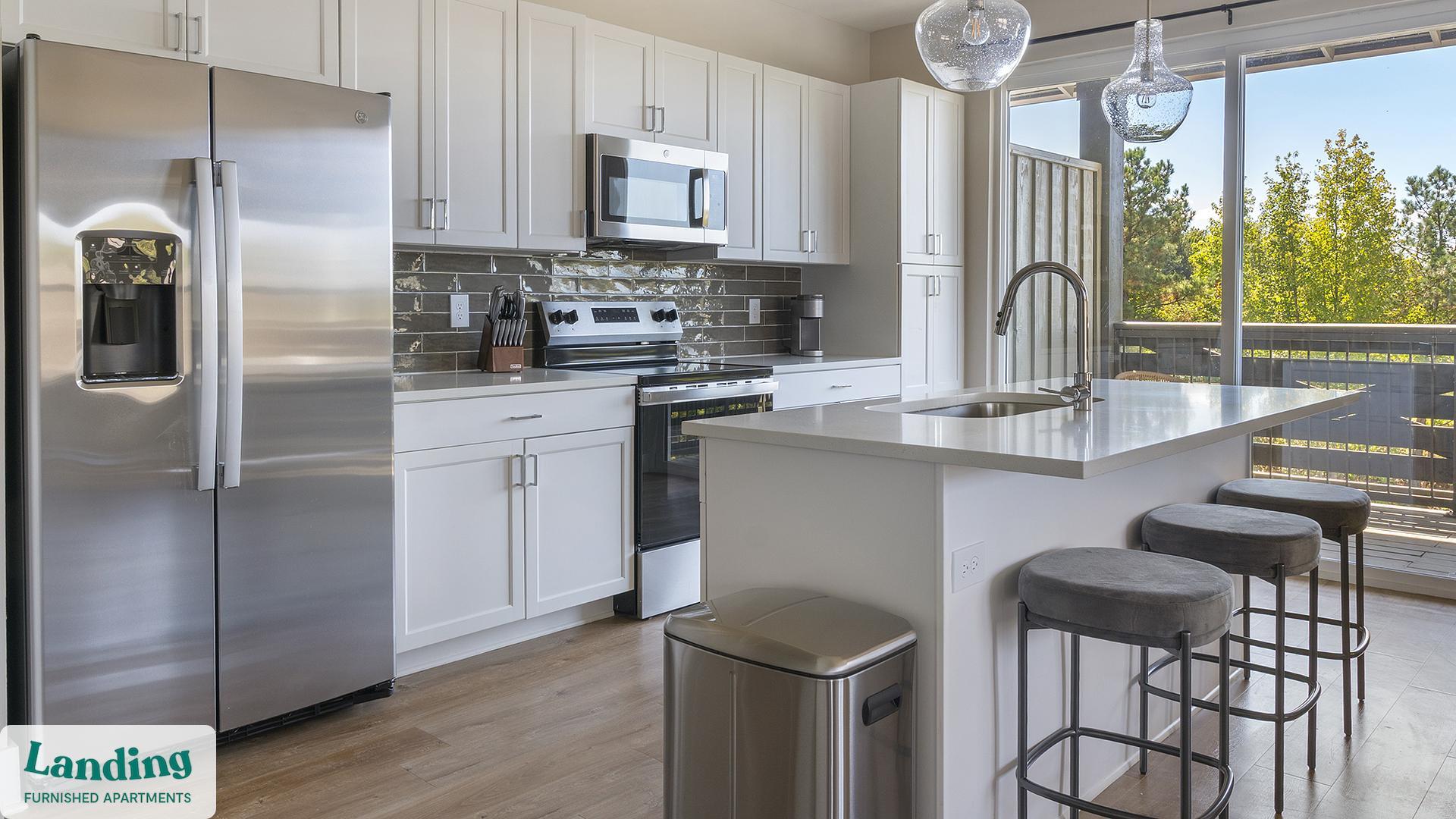 Building Photo - 1000 Forestview Dr