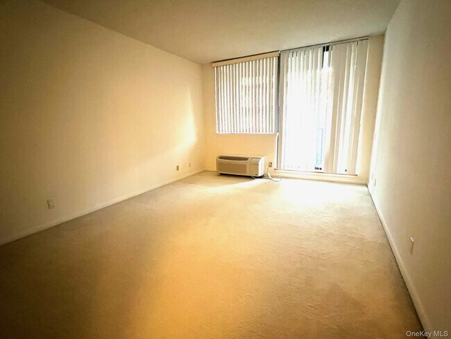 Building Photo - 50 E Hartsdale Ave