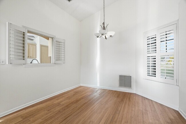 Building Photo - 212 Pheasant Run