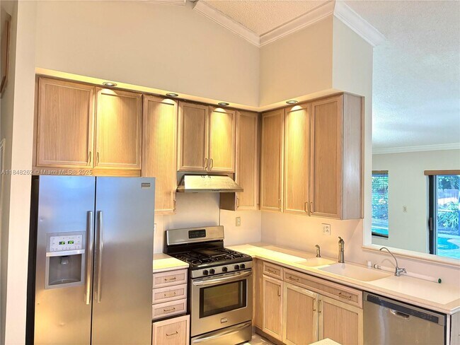 Building Photo - 13060 SW 107th St