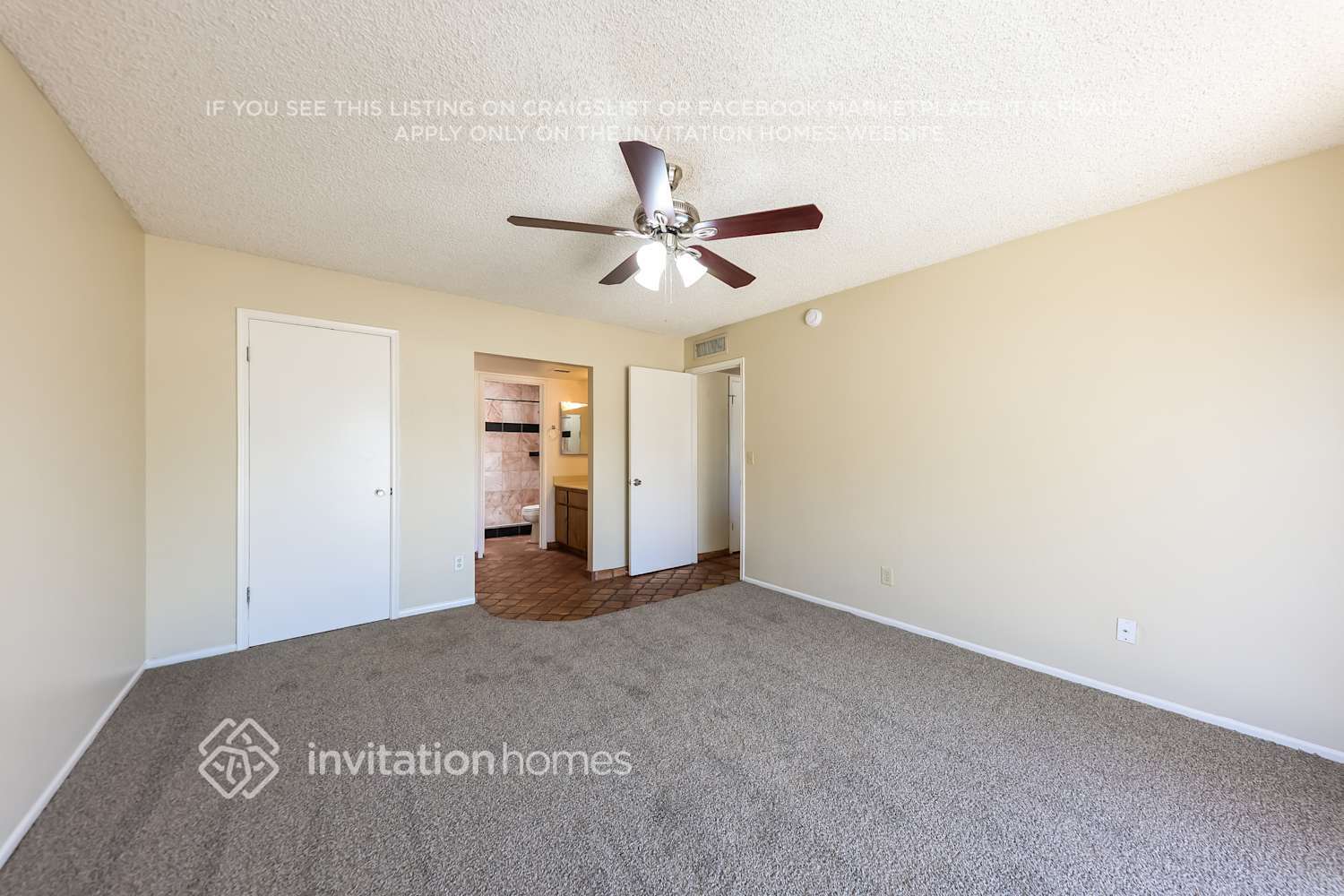 Building Photo - 11010 W Calle del Sol