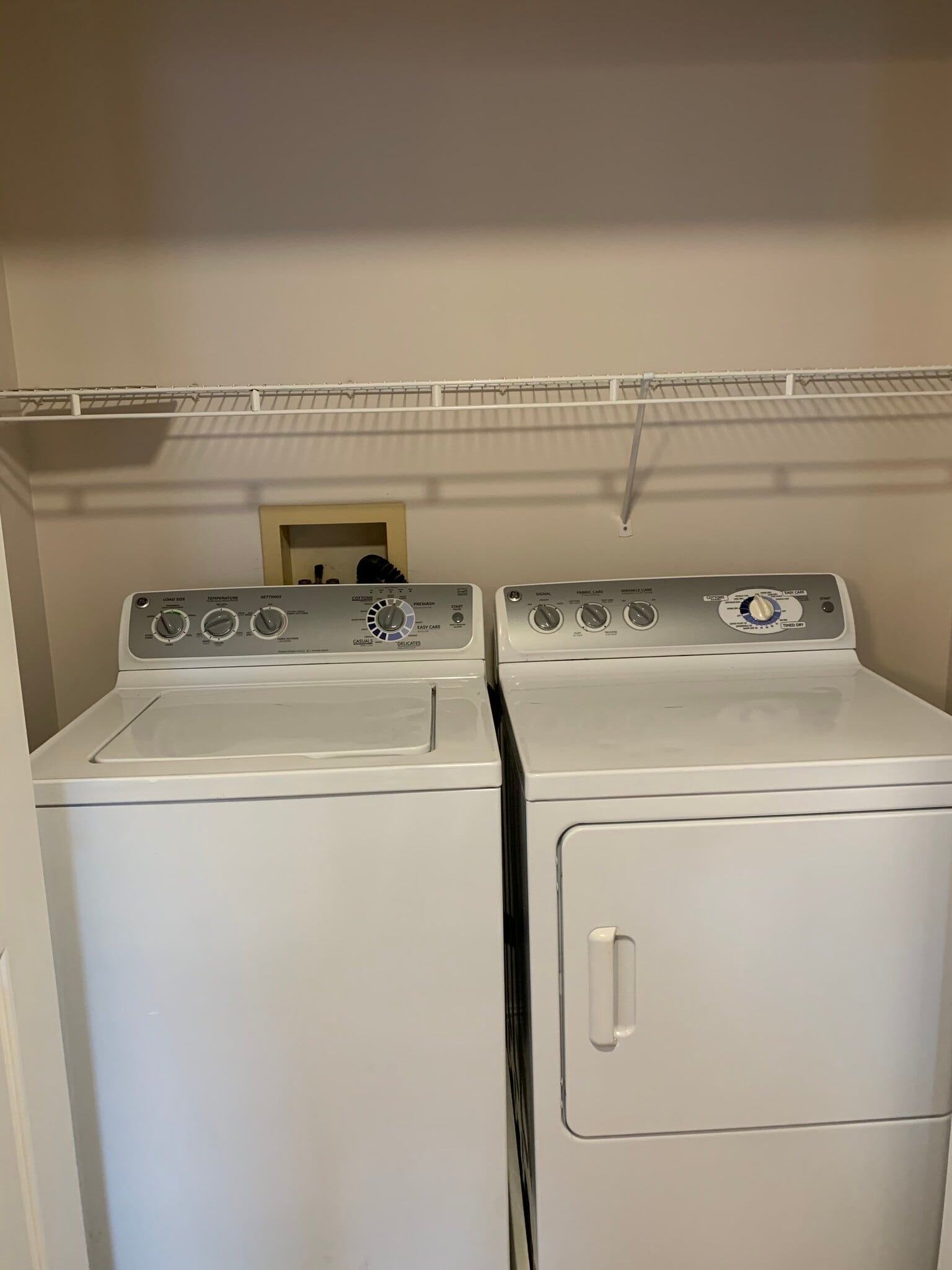 Building Photo - 158 Melrose Ln