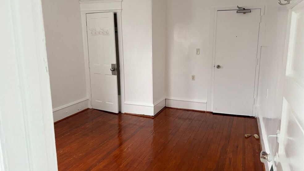 Building Photo - 14 S Raleigh Ave