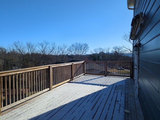 Building Photo - Nice House in Hixson