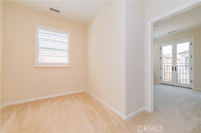 Building Photo - 155 Frontier