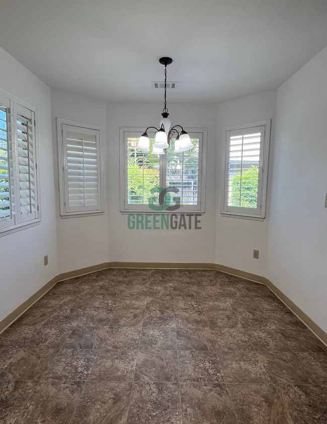 Building Photo - 3901 Setrok Ct