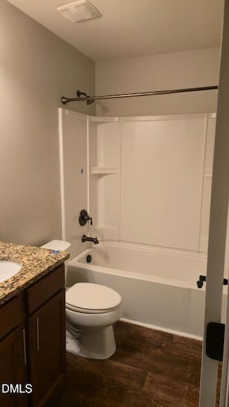 Building Photo - 102 Brier Crossings Loop