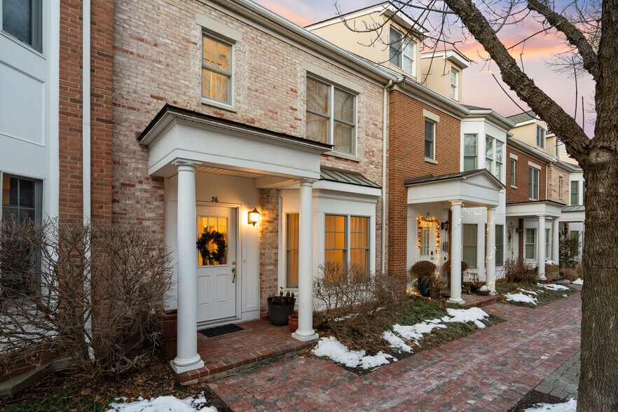 Building Photo - 36 Independence Way