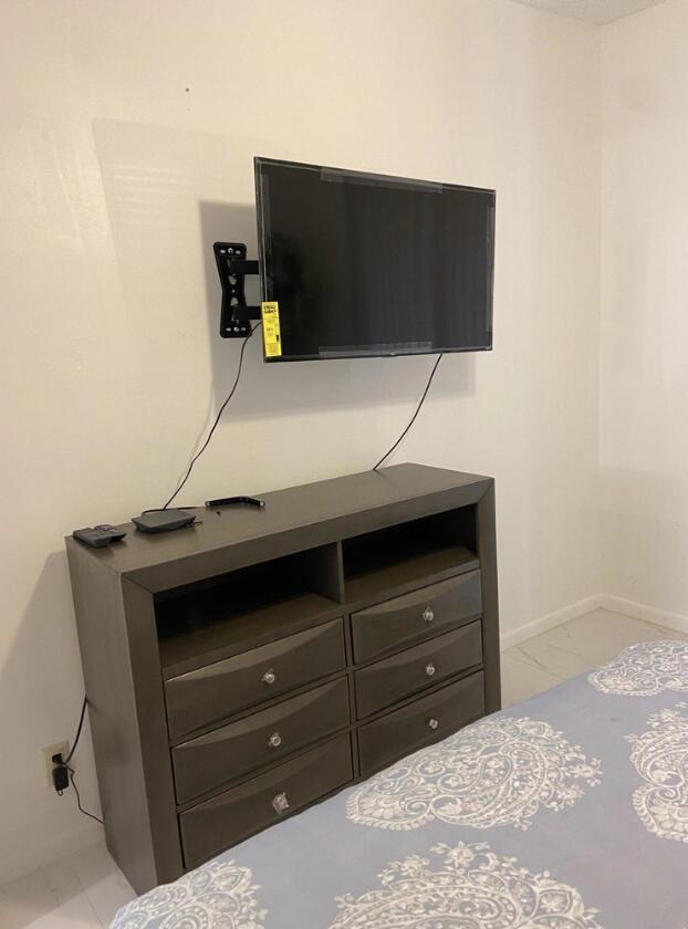 Building Photo - 7844 La Mirada Dr