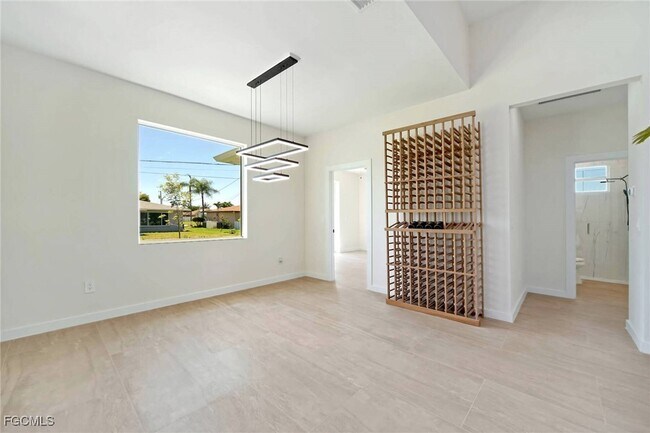 Building Photo - 1426 SE 43rd Terrace