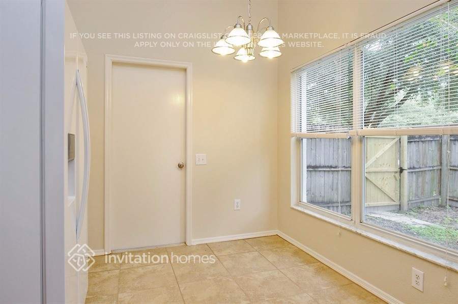 Building Photo - 26804 Roseann Pl