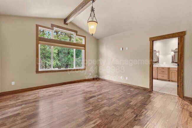 Building Photo - 8668 N Stable Trace Ct