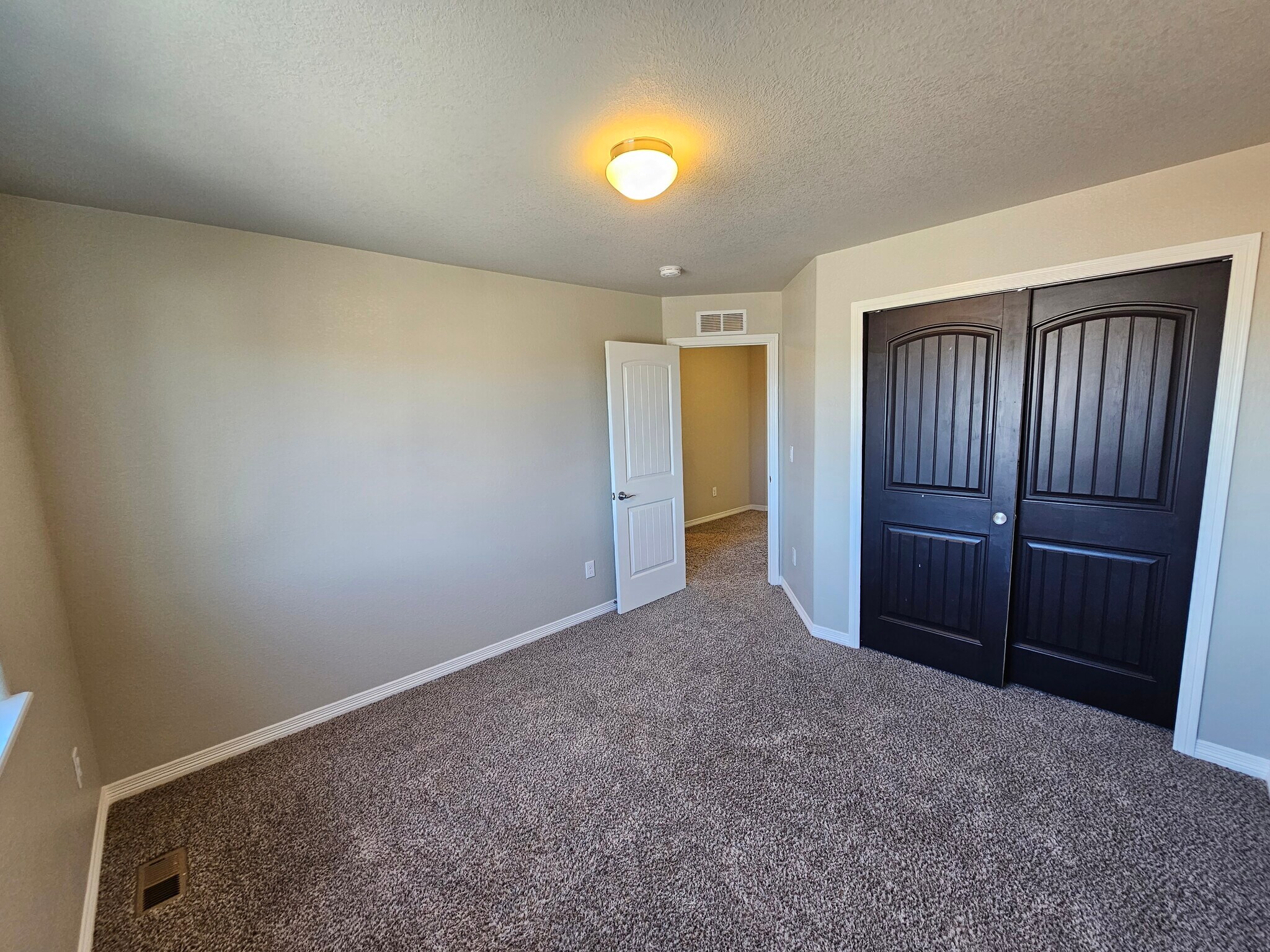 Building Photo - 6679 Weiser Dr