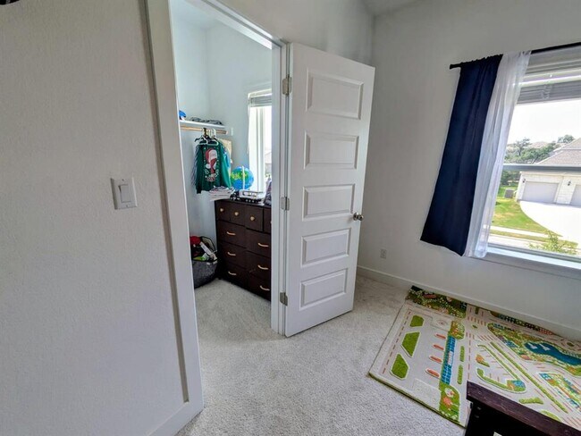 Building Photo - 109 Monterey Oak Trl