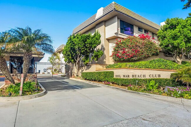 Building Photo - 145 S Shore Dr