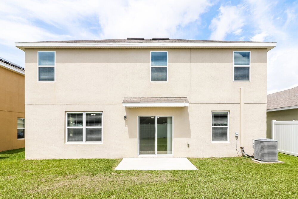 Building Photo - 14489 Finsbury Dr