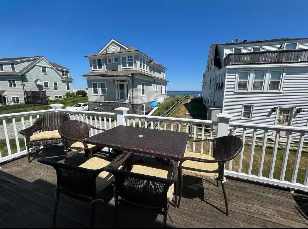 Building Photo - 1300 Ocean 3