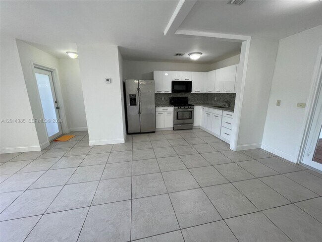 Building Photo - 9711 SW 162nd St