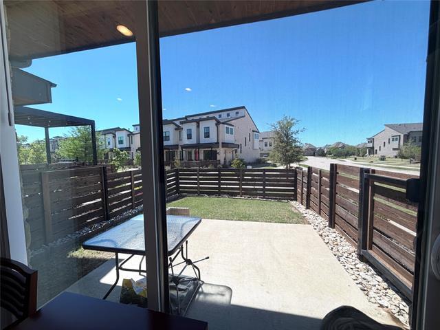 Building Photo - 760 Cavitt Ct