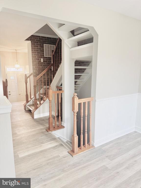 Building Photo - 10630 Winfield Loop