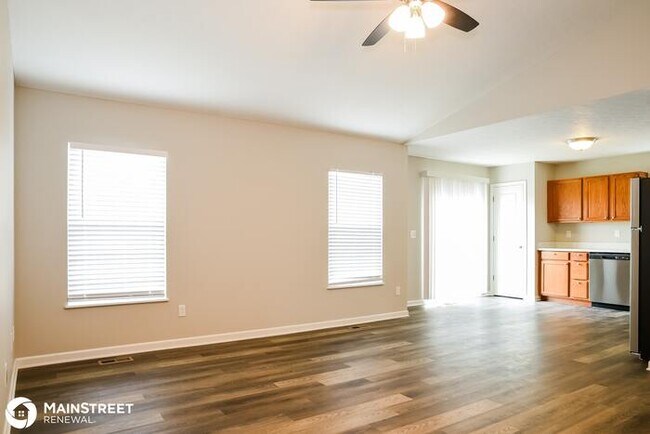 Building Photo - 146 POE AVE, LITHOPOLIS, OH 43136