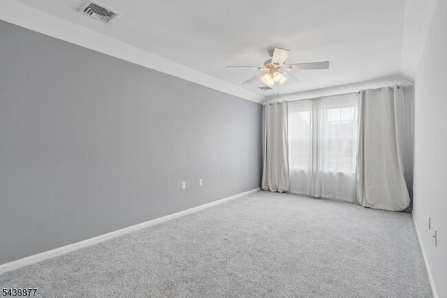 Building Photo - 612 Lopez Ln