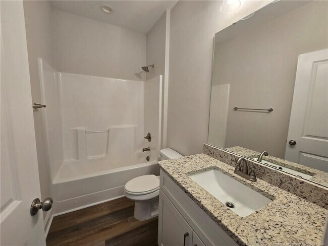 Building Photo - 111 Pine Needle Dr