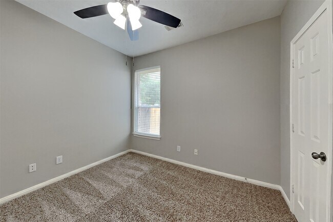 Building Photo - 12723 Rock Creek Ct.