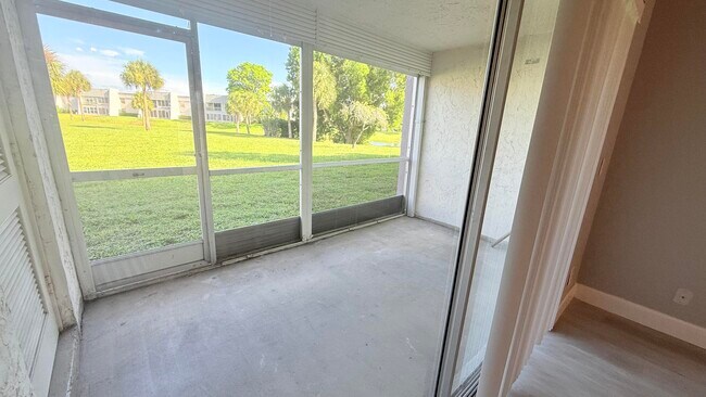 Primary Photo - 2828 Casita Way