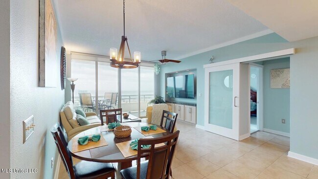 Building Photo - 2060 Beach Blvd