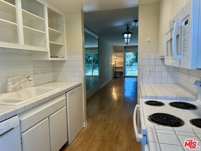 Building Photo - 6488 Cavalleri Rd
