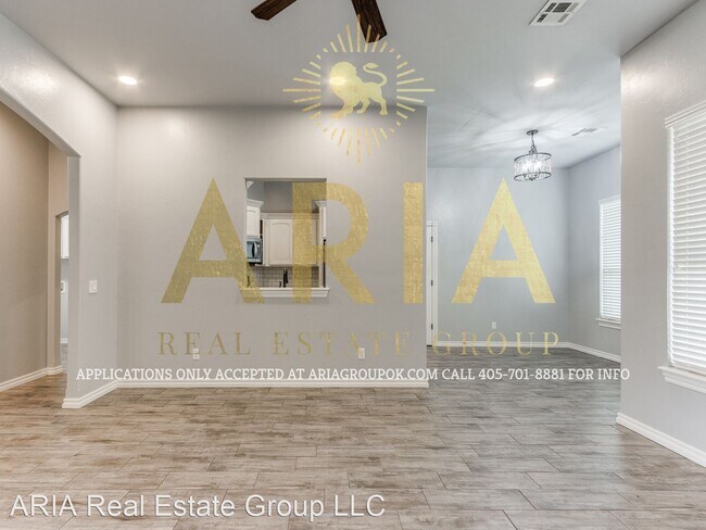 Building Photo - 3 br, 2 bath House - 948 Fox Run Ln.