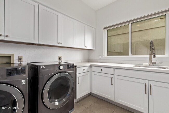 Building Photo - 7376 E Via Estrella Ave