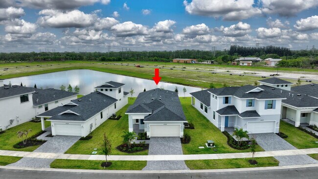 Building Photo - 10644 NW Wilgrove Lane