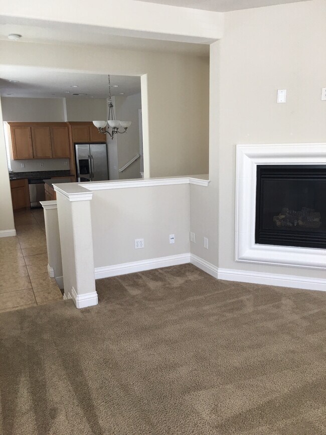 Building Photo - 4346 Streamside Dr