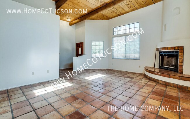 Building Photo - 1767 Deer Hollow Loop