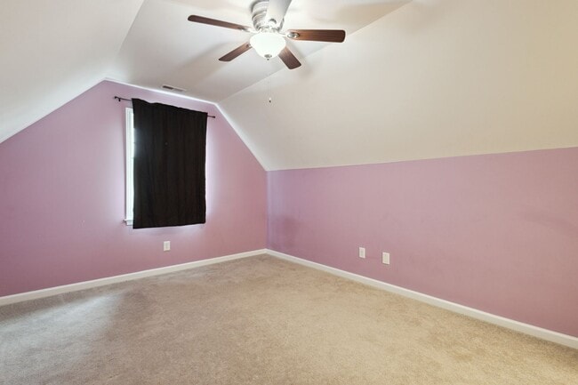 Building Photo - 1563 Hammett Rd