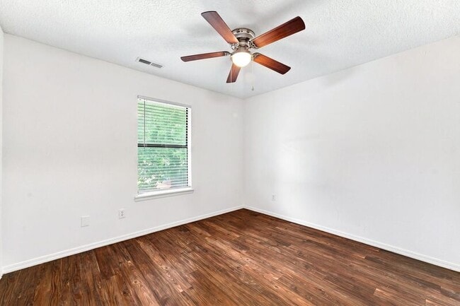 Building Photo - 2764 N Barcelona Ave