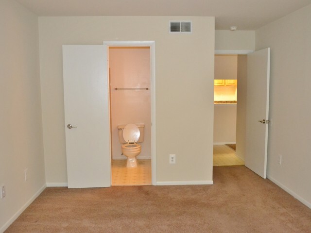 Master Bath - Tide Mill Apartments