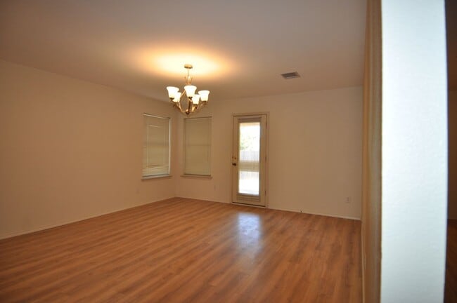 Building Photo - One story home on a corner lot in the affordable Jester Farms neighborhood in Round Rock. Brand n...