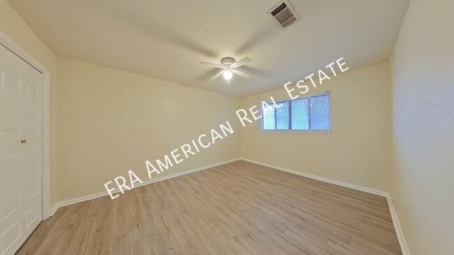 Building Photo - 243 Kathy Ct