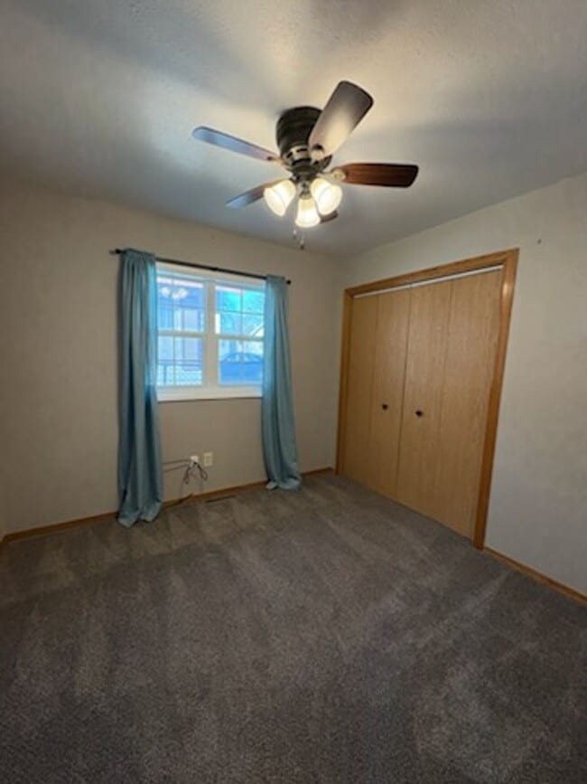 Building Photo - 3 BED | 2 BATH | SINGLE LEVEL | NORTH