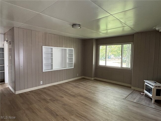 Building Photo - 695 Mc Kinley Ave