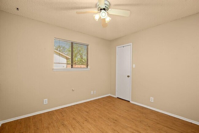 Building Photo - 3505 Rocky Hollow Trail