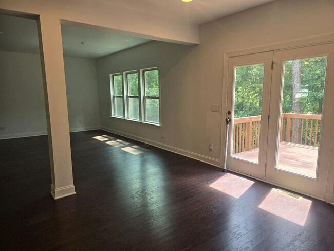 Building Photo - The Parks at Meadowview